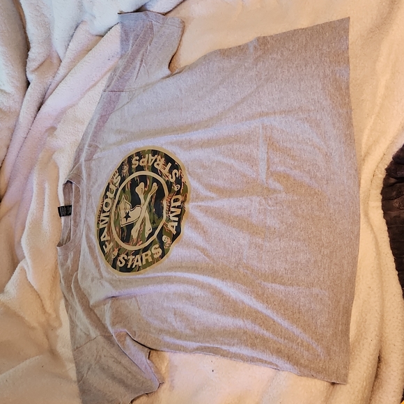 Famous 3XL Men's Tshirt - Picture 5 of 5